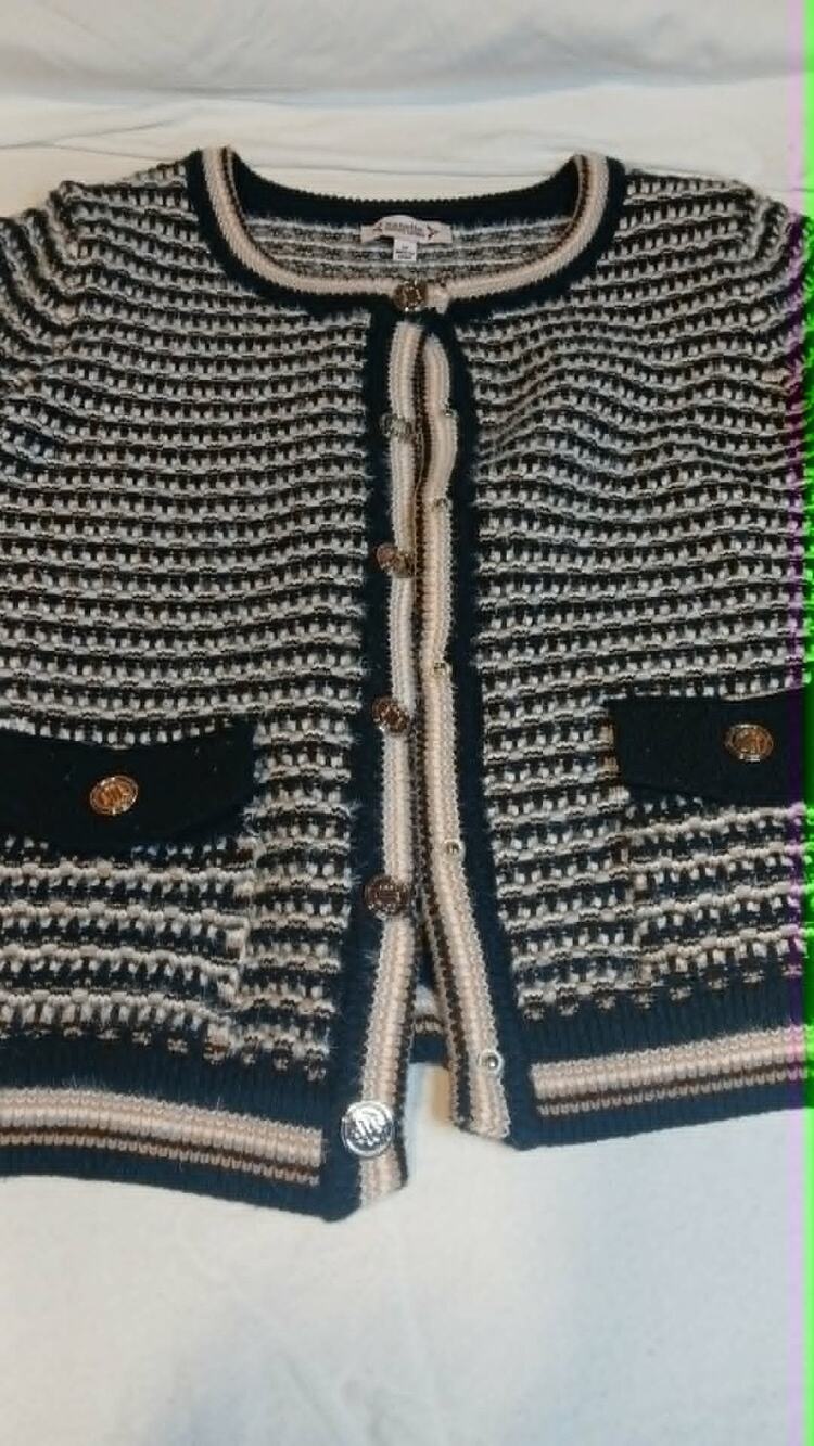 Chic Nanette Lepore black, cream, and gold textured knit snap blazer size Medium